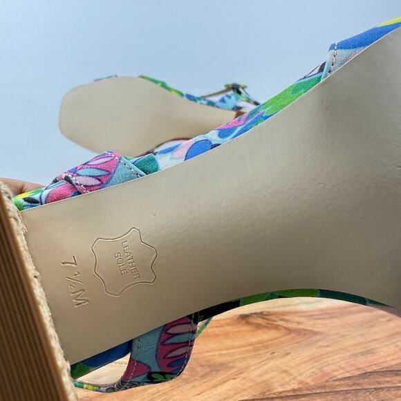Talbots Floral Tropical Print Block Heel Sz 7.5M Ankle Strap‎ Sandals Colorful - Picture 13 of 15